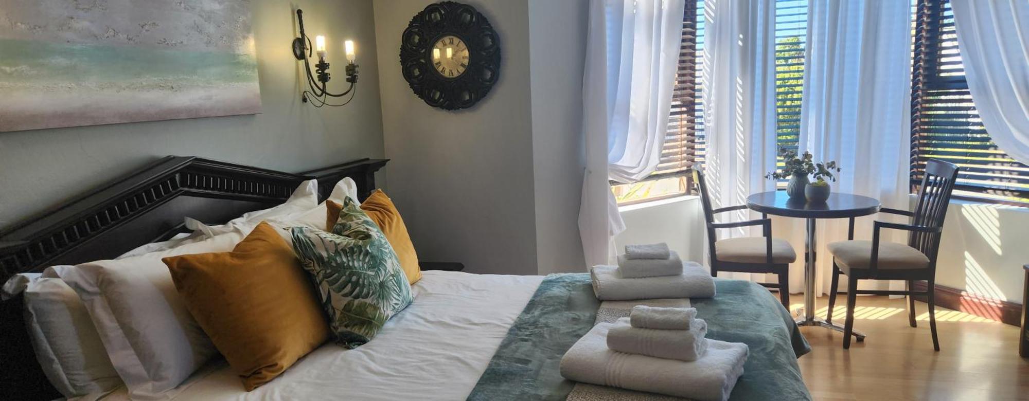 The Wooden Leg Guesthouse Kleinmond Exteriör bild
